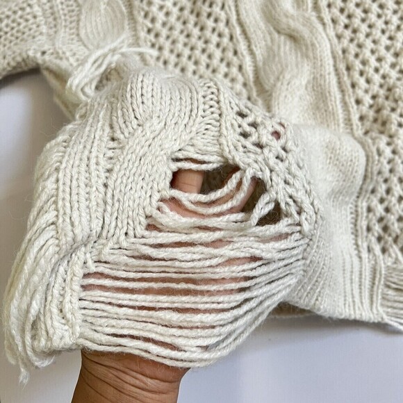 Forever 21 Contemporary Womens Beige Boho Long Sleeve Knit Sweater Size S - Picture 4 of 11